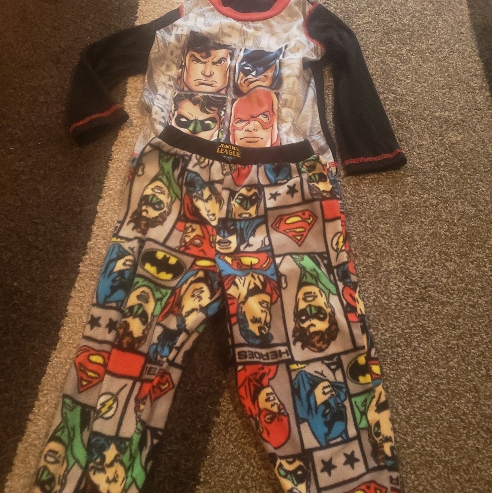 Justic leave pjs